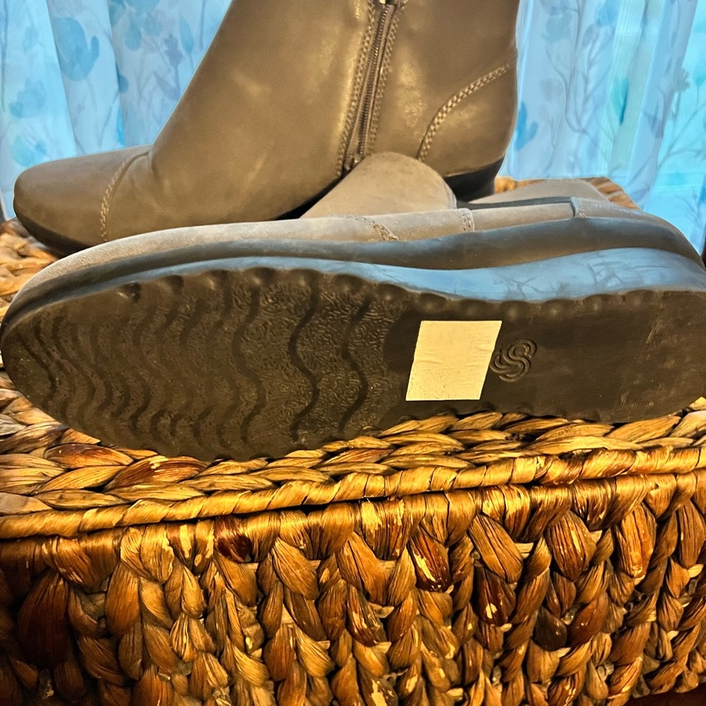 Cloudstepper Booties - image 4